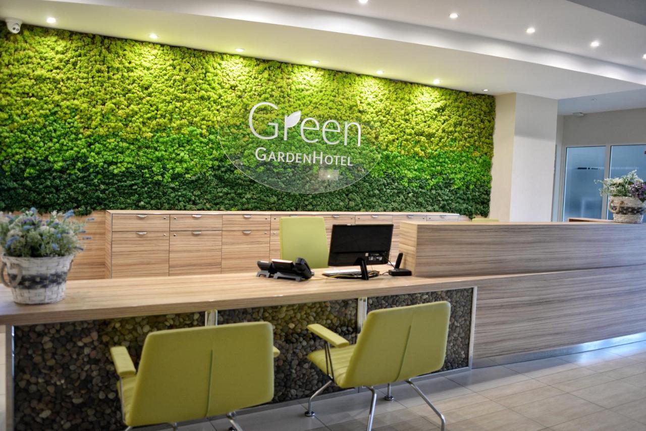 Green Garden Hotel Raszyn Kültér fotó